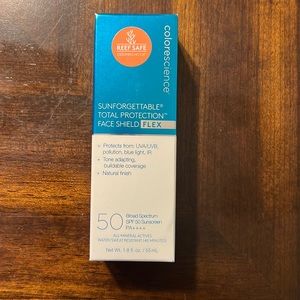 Brand new Colorescience Face Shield Flex